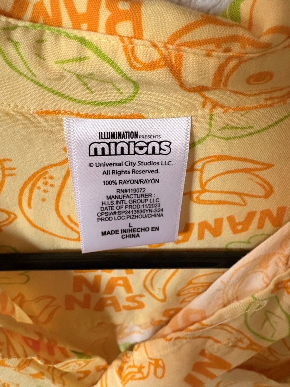 Minions Yellow 'Bananas' Kids Button-Down Shirt - Picture 3 of 3